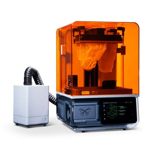 Form Studio 1 z Formlabs VOC Extractor, rekomendowany zestaw do szkoły i biura.