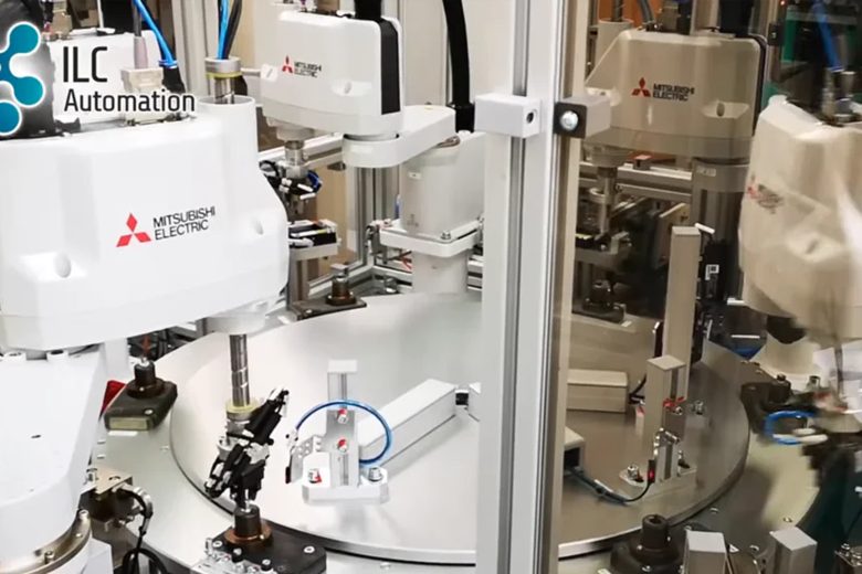 ILC Automation. Stanowisko automatyki z robotem i elementami z druku 3D